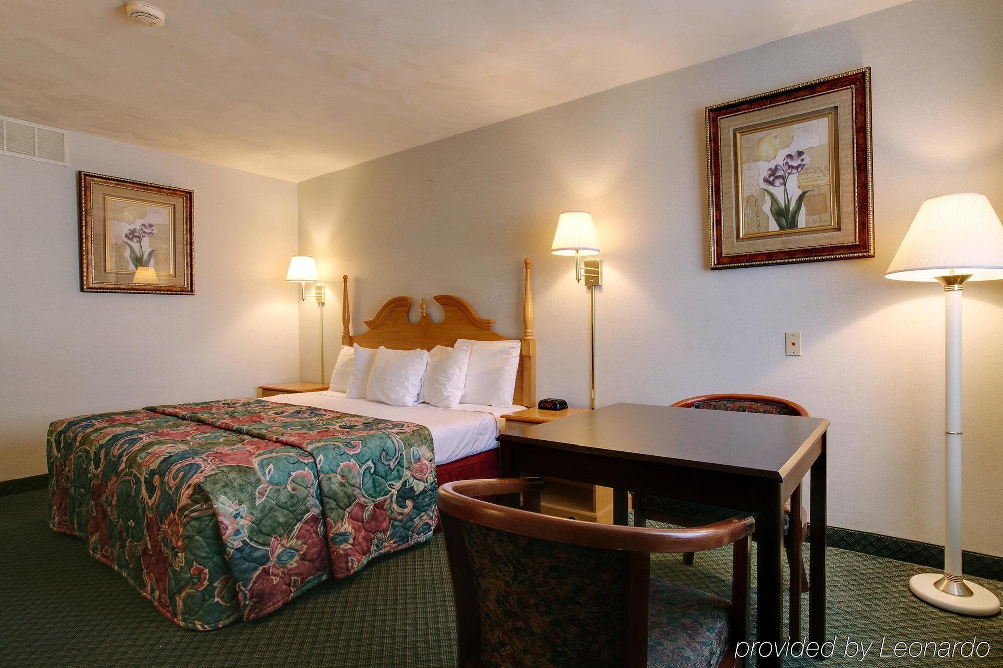 Americas Best Value Inn Uvalde Kamer foto